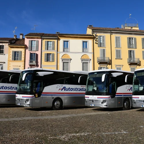 488A8311